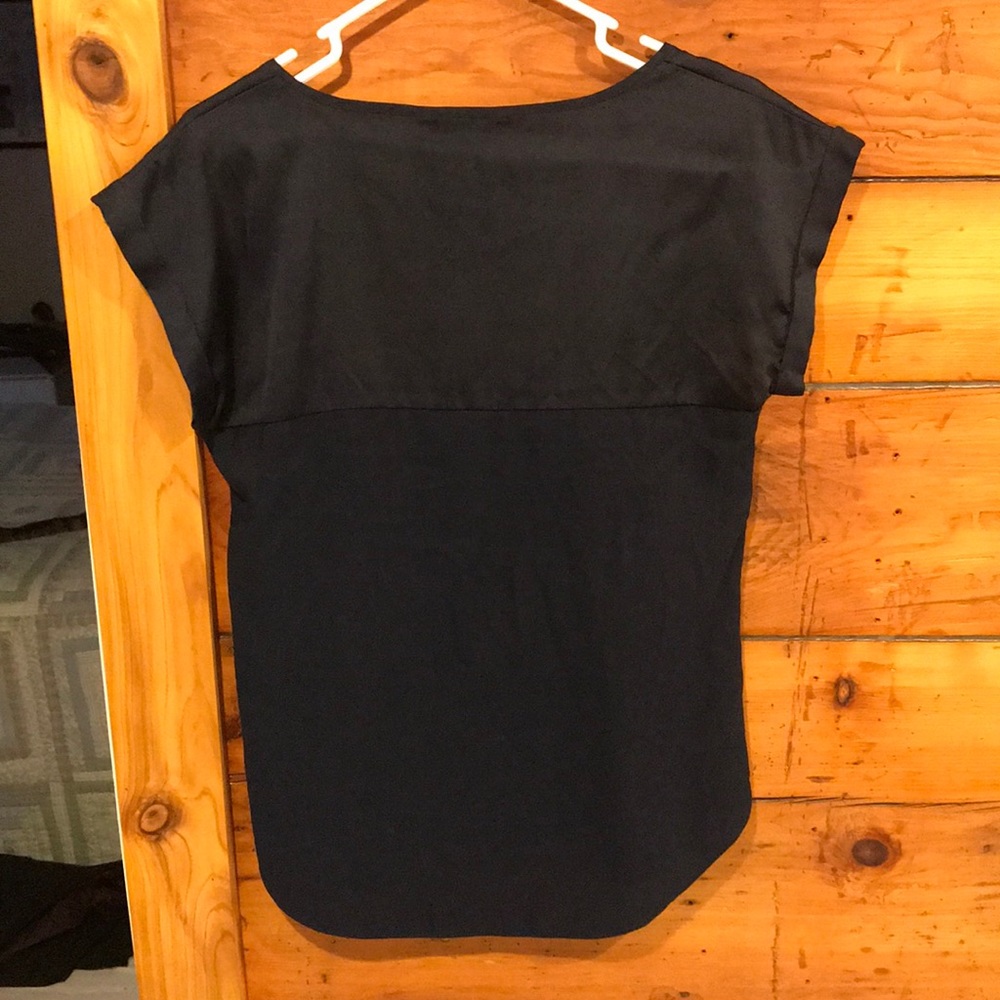 Express Blouse - Picture 2 of 3